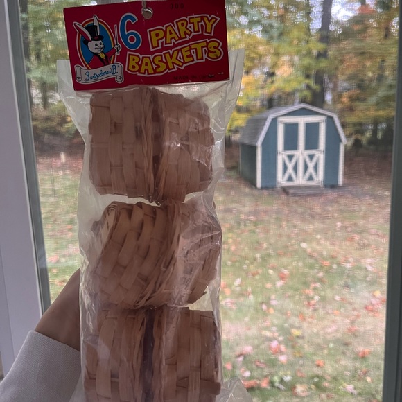 Lot of 6 Vintage 90’s Mini Baskets Rustic Boho Style - Picture 3 of 3